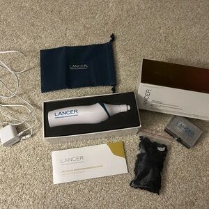 Lancer Pro Polish Microdermabrasion Device